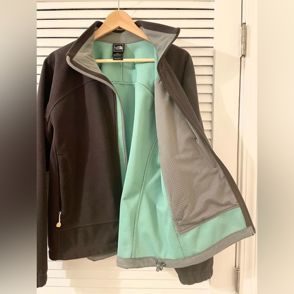 The North Face Women’s Windwall Jacket Brown - Picture 4 of 4